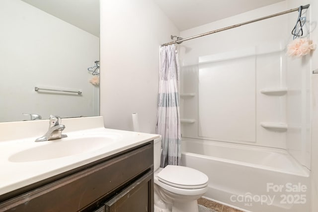 3033 Green Apple Dr, Dallas, NC 28034 - bathroom with toilet, vanity, and shower / bath combo