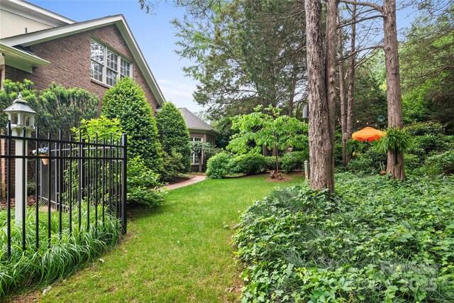 3420 Maryhurst Ln, Charlotte, NC 28226 - view of yard
