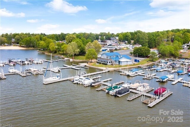 127 Hummingbird Cir, New London, NC 28127 - exterior space featuring a water view