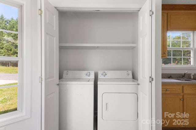 318 Huffman Rd, Gastonia, NC 28056 - laundry area with washer and dryer