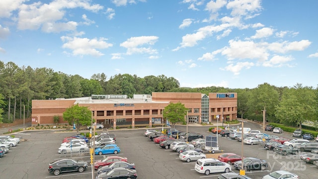 3158 Walnut Park Dr, Charlotte, NC 28262 - view of building exterior with uncovered parking