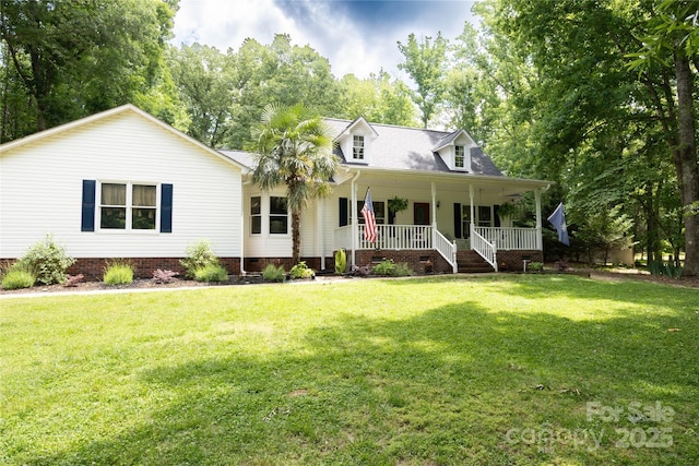 432 Partridge Pl, York, SC 29745 - view of front facade featuring crawl space, covered porch, and a front yard
