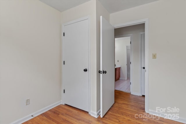 6443 Eaglecrest Rd, Charlotte, NC 28212 - interior space featuring light wood-type flooring and baseboards