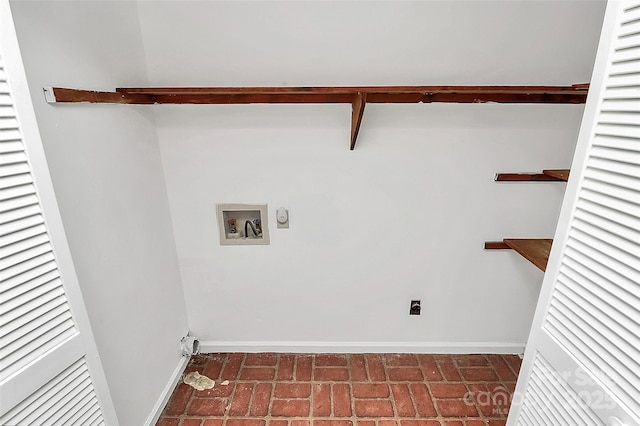 laundry room with baseboards, hookup for an electric dryer, laundry area, and washer hookup