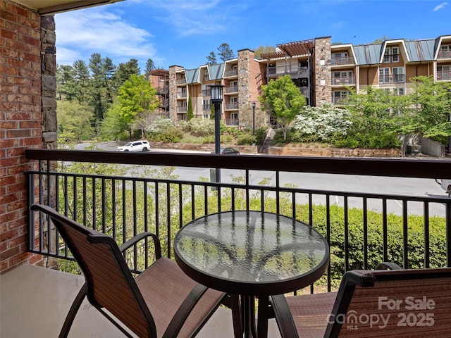 401 Bowling Park Rd, Asheville, NC 28803 - view of balcony