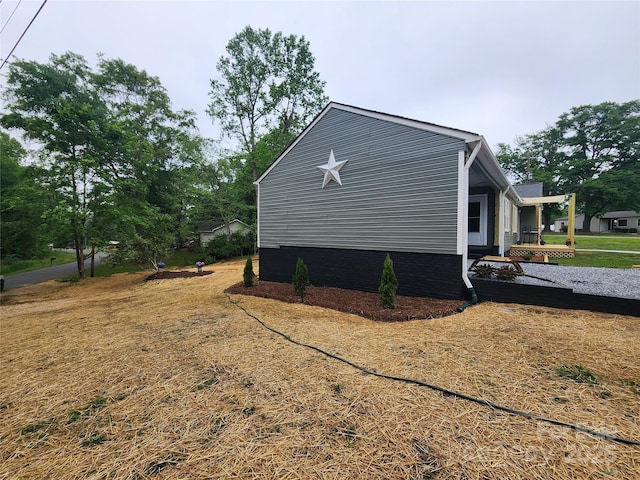 501 N Hawthorne St, Mount Holly, NC 28120 - view of home's exterior