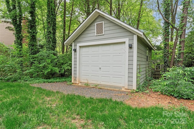 view of detached garage