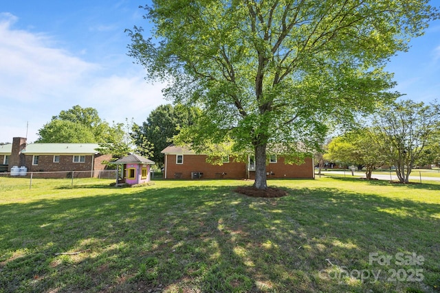 250 Log Barn Rd, Salisbury, NC 28146 - view of yard featuring fence