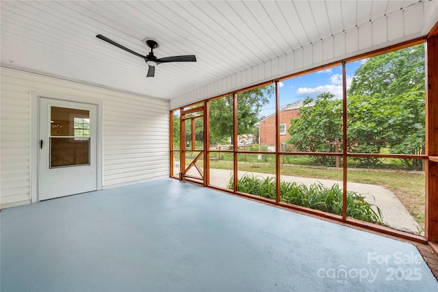 115 K M Murphy Rd, Gastonia, NC 28056 - unfurnished sunroom with a ceiling fan