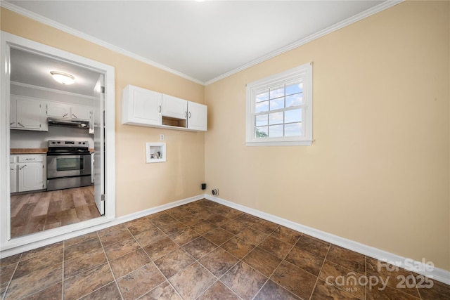 115 K M Murphy Rd, Gastonia, NC 28056 - laundry area with crown molding, electric dryer hookup, baseboards, hookup for a washing machine, and laundry area