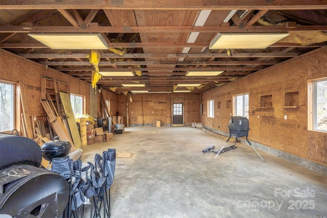 661 Old Chestnut Mountain Rd, Newland, NC 28657 - view of garage