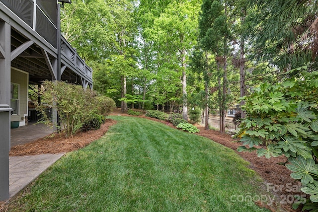 18730 Floyd Ct, Davidson, NC 28036 - view of grassy yard
