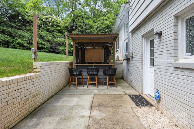 2100 Shadyview Dr, Charlotte, NC 28210 - view of patio / terrace