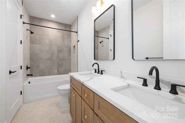 554 W Cama St, Charlotte, NC 28217 - full bath featuring toilet, bathtub / shower combination, and double vanity