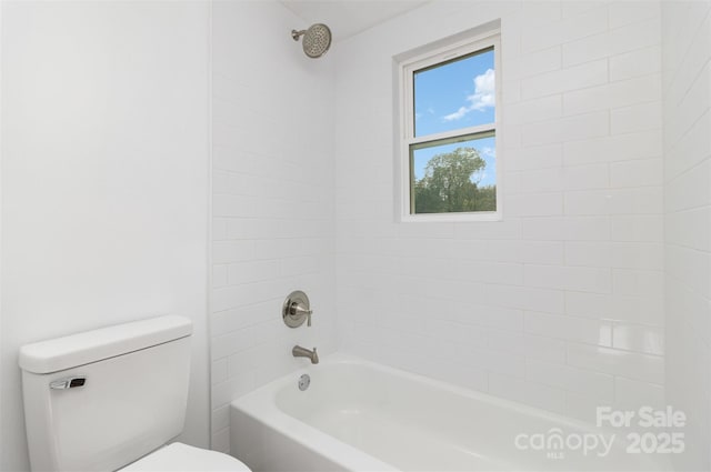 555 Pryor St, Chester, SC 29706 - bathroom featuring toilet and shower / bathing tub combination