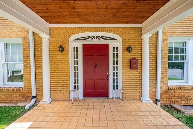 625 2nd St NE, Hickory, NC 28601 - entrance to property featuring covered porch and brick siding