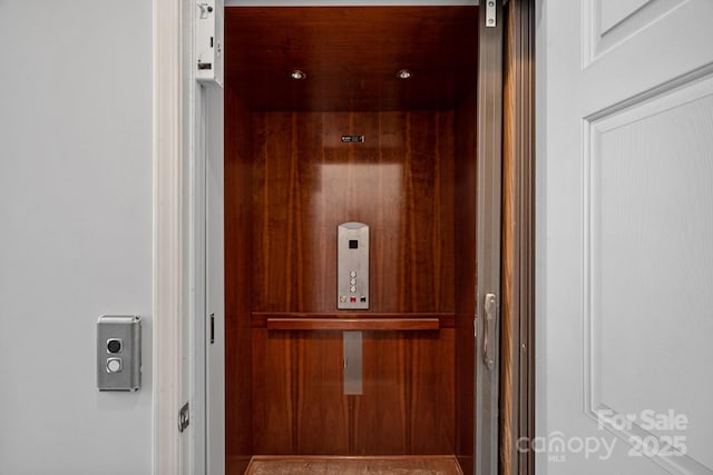 1948 Winpole Ln, Charlotte, NC 28273 - view of exterior entry with elevator