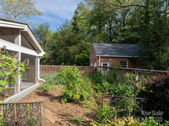 10 Stuyvesant Rd, Asheville, NC 28803 - view of yard