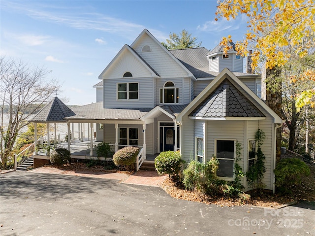 4950 Canterbury Pl, Morganton, NC 28655 - view of front facade featuring covered porch