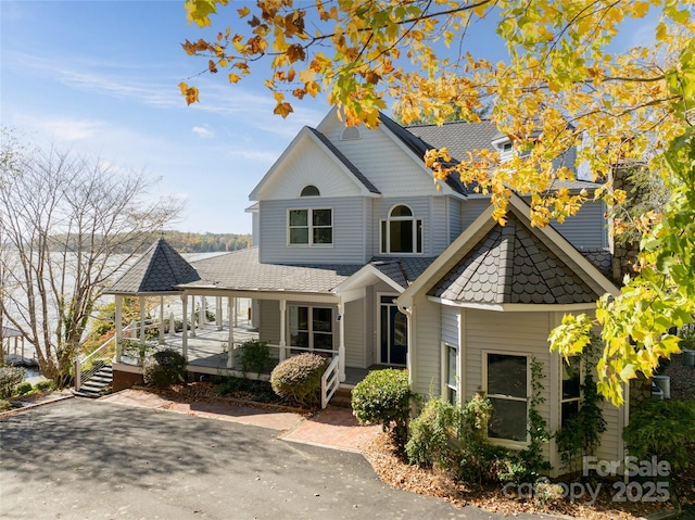 4950 Canterbury Pl, Morganton, NC 28655 - view of front of home featuring a porch