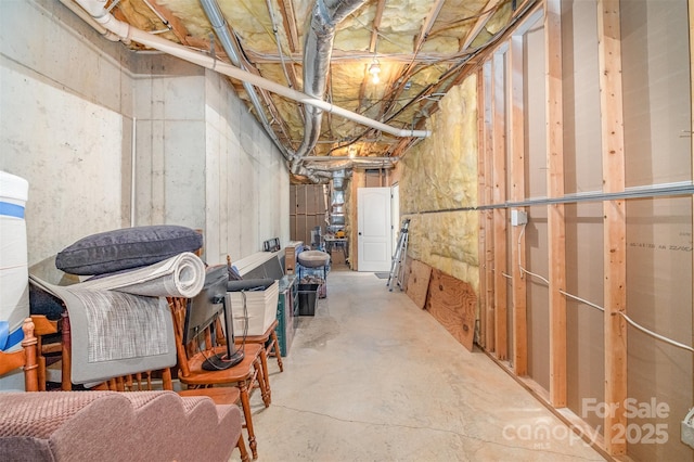 view of unfinished basement