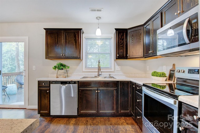 2835 24th Street Dr NE, Hickory, NC 28601 - photo 2
