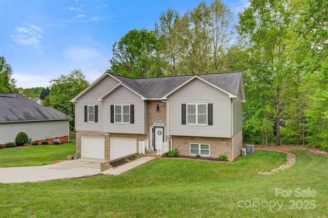 2835 24th Street Dr NE, Hickory, NC 28601 - photo 1