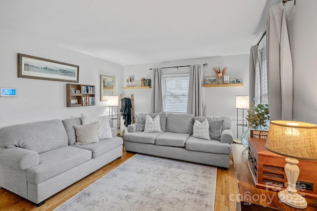 4314 Oak Forest Dr, Charlotte, NC 28215 - living area featuring light wood-style flooring