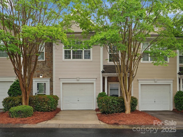2137 Midnight Blue Ln, Fort Mill, SC 29708 - photo 1