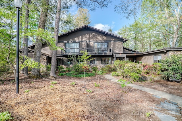 view of front of house featuring stucco siding