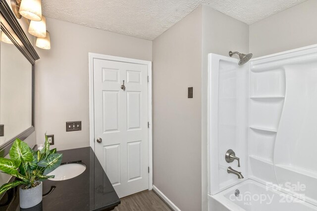 689 New Haw Creek Rd, Asheville, NC 28805 - photo 28