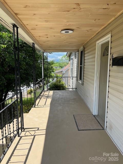 61 3rd St Unit 98, Marion, NC 28752 - photo 5