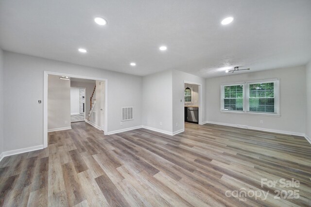 7531 Linda Lake Dr, Charlotte, NC 28215 - photo 18