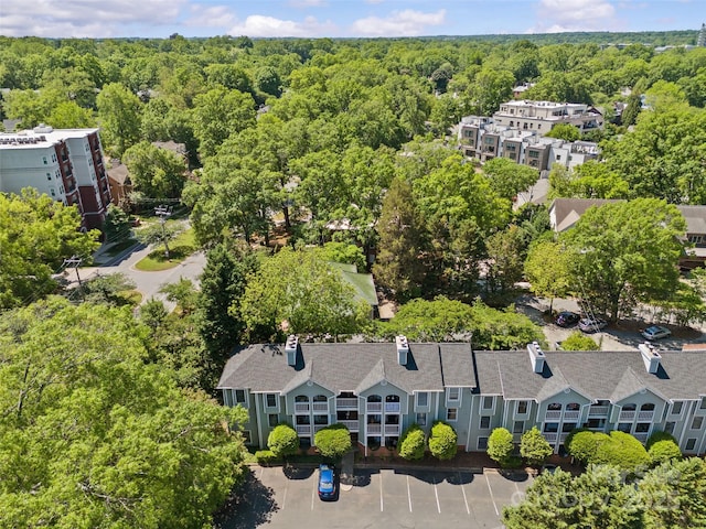 bird's eye view with a forest view