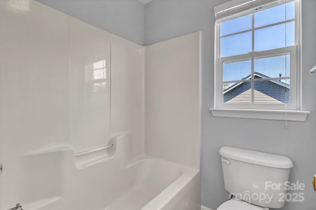 1218 Faversham Ln, Rock Hill, SC 29730 - bathroom with toilet and shower / washtub combination