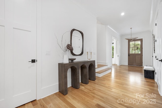 632 Dorothy Dr, Charlotte, NC 28203 - entrance foyer featuring light wood-style flooring, baseboards, and recessed lighting