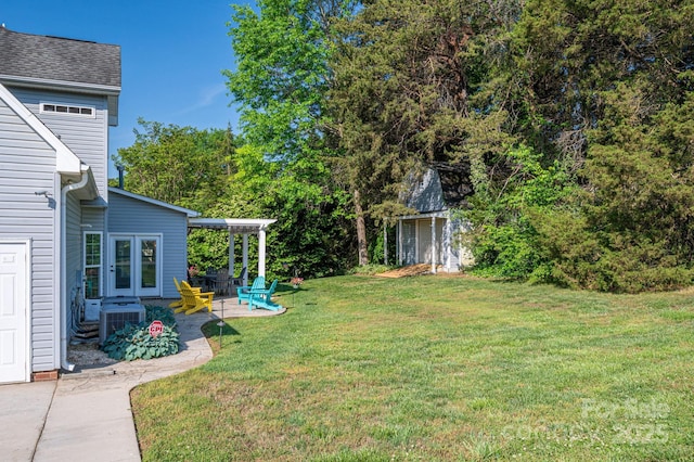 7905 Sedgebrook Dr E, Stanley, NC 28164 - view of grassy yard featuring a patio and cooling unit