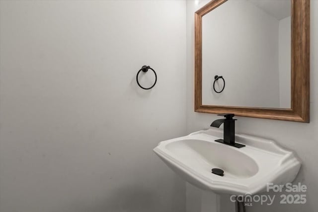 135 Mcshag Dr, Kannapolis, NC 28081 - bathroom featuring a sink