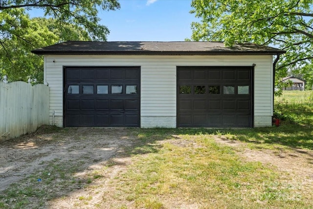 135 Mcshag Dr, Kannapolis, NC 28081 - detached garage with fence
