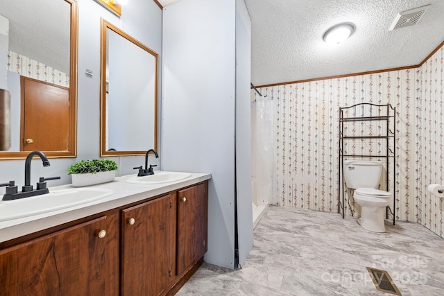 3317 Treyburn Dr, Midland, NC 28107 - full bath with visible vents, a sink, and a textured ceiling