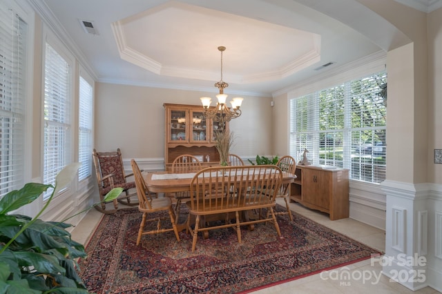 11008 Round Rock Rd, Charlotte, NC 28277 - dining area with a notable chandelier, visible vents, a healthy amount of sunlight, and a raised ceiling