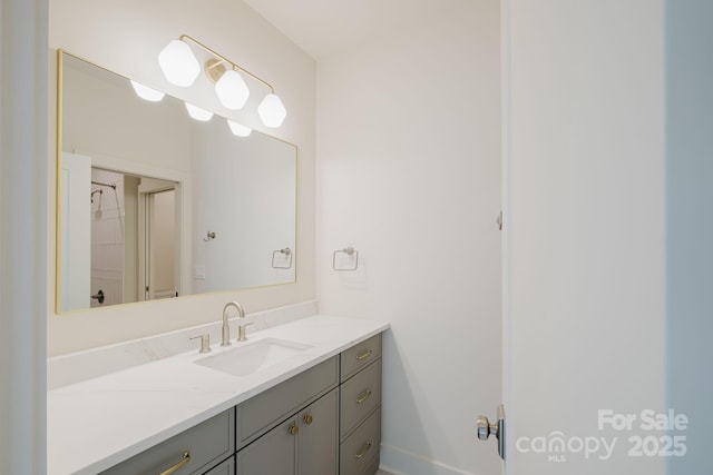 1807 Arnold Dr, Charlotte, NC 28205 - full bathroom with vanity