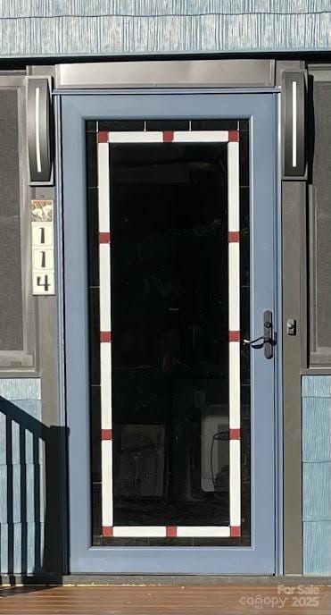 view of entrance to property