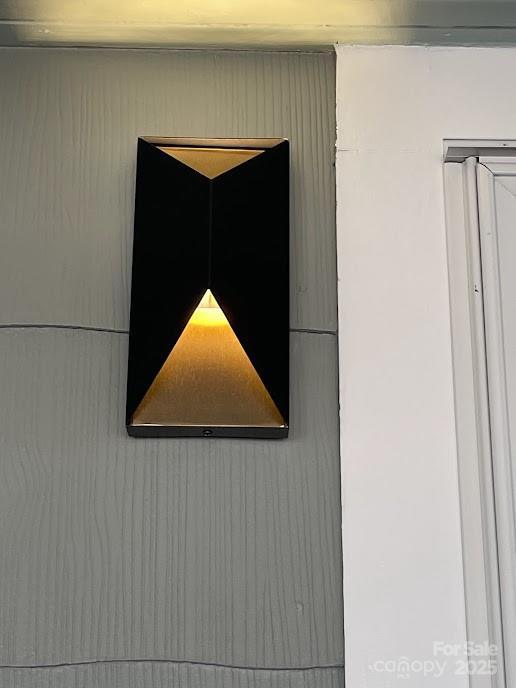 114 Broadway Ave, Tryon, NC 28782 - detailed view