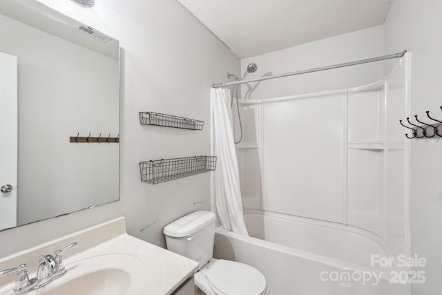 bathroom featuring visible vents, shower / bath combo with shower curtain, toilet, and vanity
