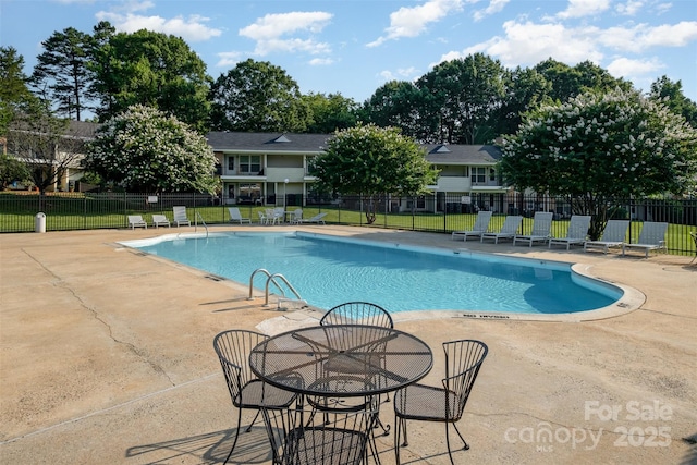 4609 Coronado Dr Unit N, Charlotte, NC 28212 - community pool featuring a patio area