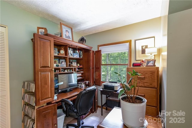 597 Sweetwater Rdg, Burnsville, NC 28714 - view of home office