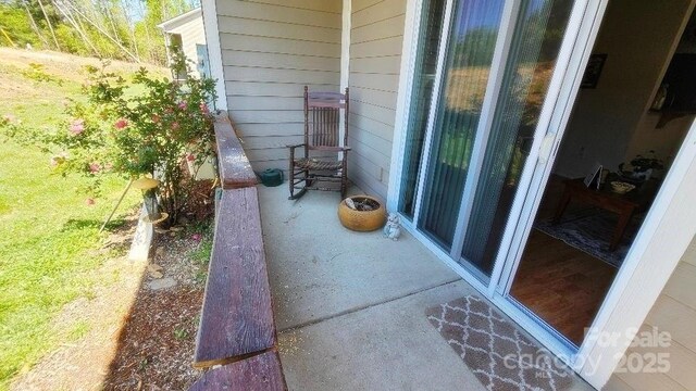 93 Foxden Dr Unit 101, Fletcher, NC 28732 - view of patio / terrace