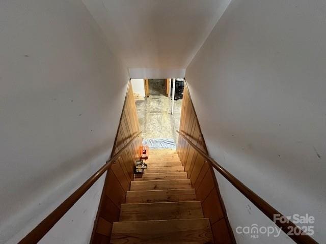 323 Hibriten Dr SE, Lenoir, NC 28645 - view of staircase
