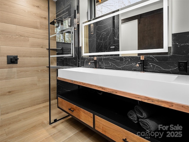 80 Hemlock Cir, Black Mountain, NC 28711 - bathroom with decorative backsplash and vanity
